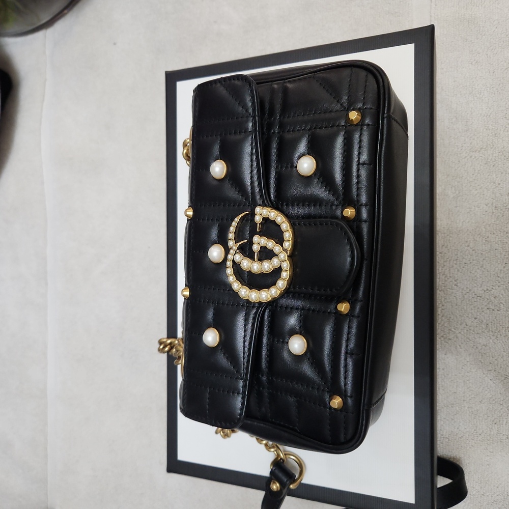 Gucci cross body hand bag
